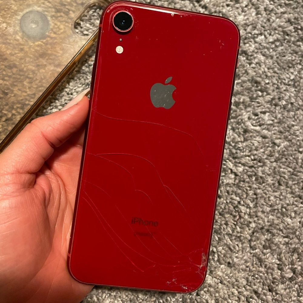 Sold- iPhone XR- RED- T-MOBILE - with original packaging - Picture 3 of 7